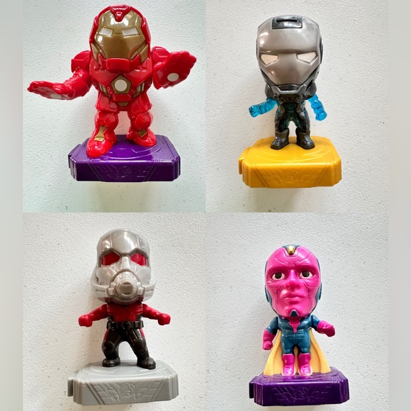 Marvel Avengers Action Figures Bundle - Picture 5 of 13